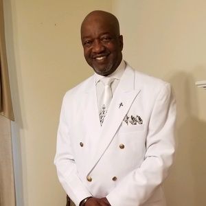 Meet your Posher, Lee